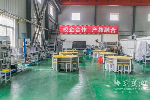 建設 校中廠 ,這個專業(yè) 造 就時代機電技術(shù)